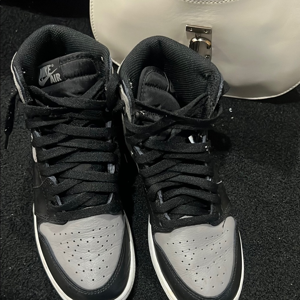 Jordan 1 Retro High Shadow (2018) - Picture 2 of 7